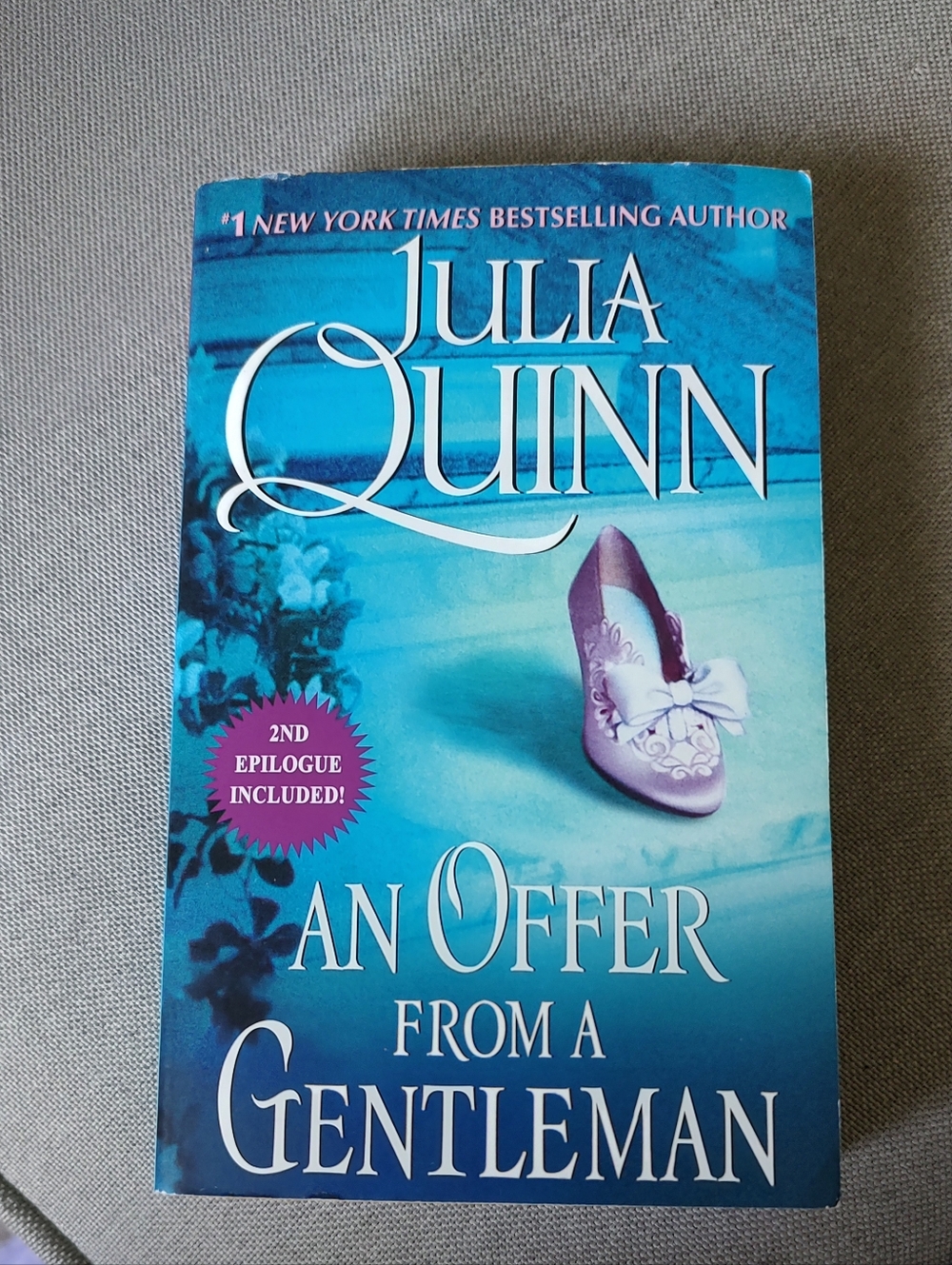 An Offer From a Gentleman by Julia Quinn - Teal Cover